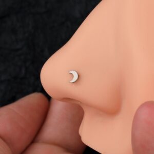 luna piercing de nariz