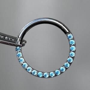 zirconias azules argolla titanio