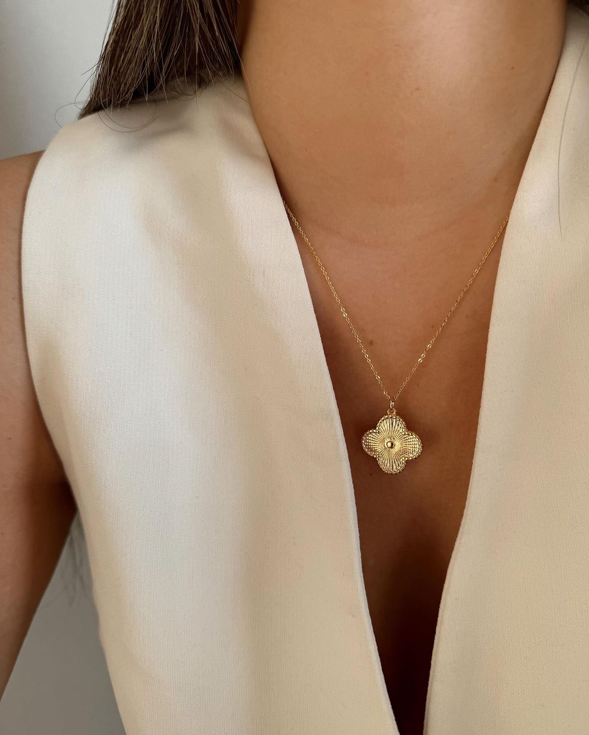 Collar Clover Trébol Dorado