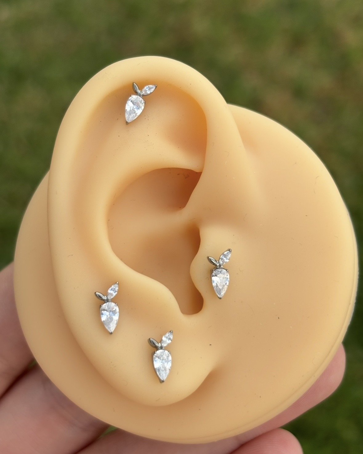 Zanahoria Piercing Titanio 16g